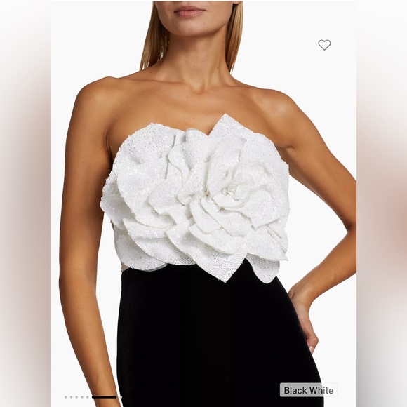 Badgley Mischka
Sequined Rose Velvet Midi Dress size 8 - Picture 7 of 15